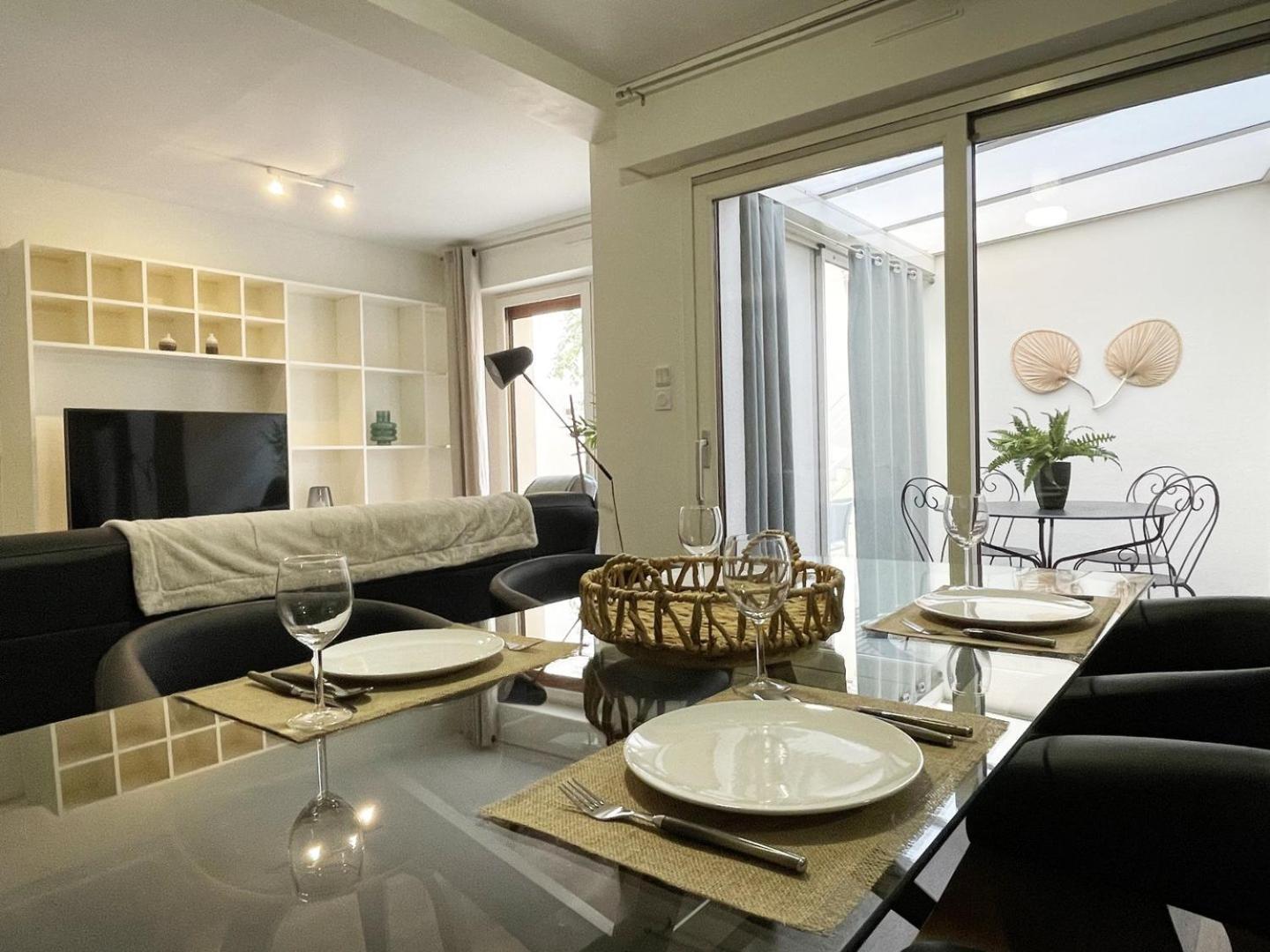 Le Patio De La Reine Berthe - Parking Included Apartment Chartres Exterior foto